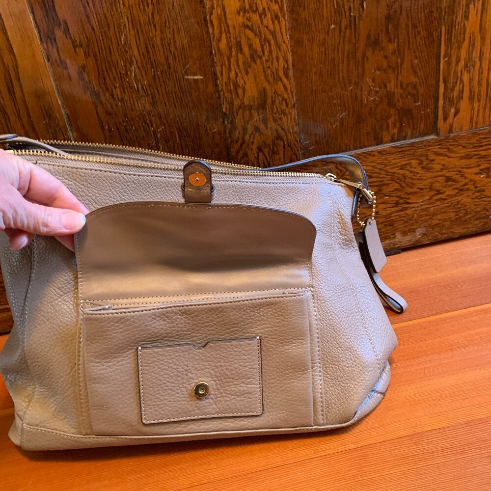 Coach Handbag - Picture 11 of 15